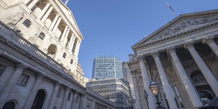 İngiltere Merkez Bankası Başkanı Bailey’den “küresel ekonomide parçalanma kaynaklı riskler” uyarısı