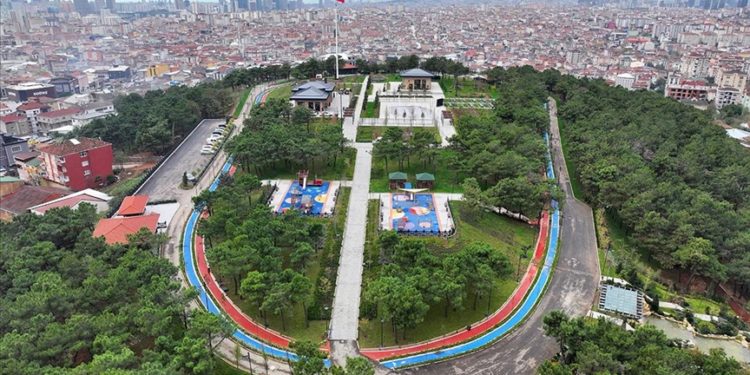 Ümraniye’de yapımı süren Osmangazi Millet Bahçesi tanıtıldı