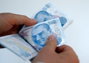 Çalışmayan emeklilere 5 bin liranın ödenmesi yarın başlayacak