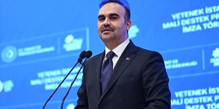 Bakan Kacır, Yatırım Taahhütlü Avans Kredisi Programı’nı değerlendirdi