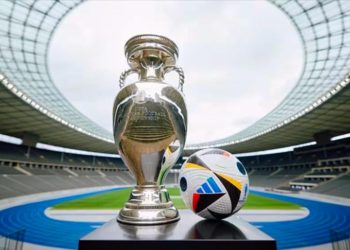 UEFA, EURO 2024'ün resmi maç topunu tanıttı