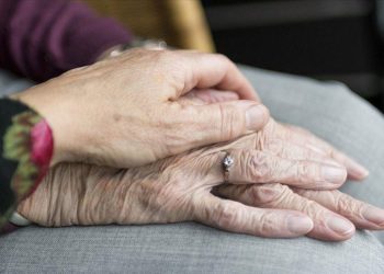 Sağlıklı Yaş Alma Merkezleri, yıl sonuna kadar tüm illerde yaygınlaştırılacak