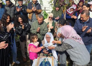 Cumhuriyet'le yaşıt Aydınlı Fatma Çiftçi'ye doğum günü sürprizi