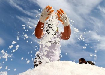 Sivas'ta 200 yıllık tuzladan çıkarılan kaynak tuzu iç ve dış piyasaya gönderiliyor