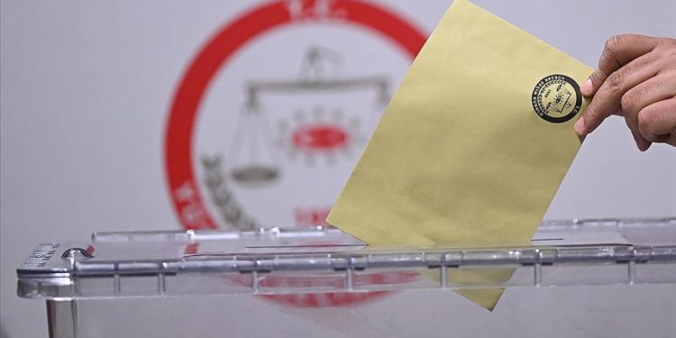 Yerel seçimlerde adaylık için görevden ayrılma süreci yarın saat 17.00’de bitiyor