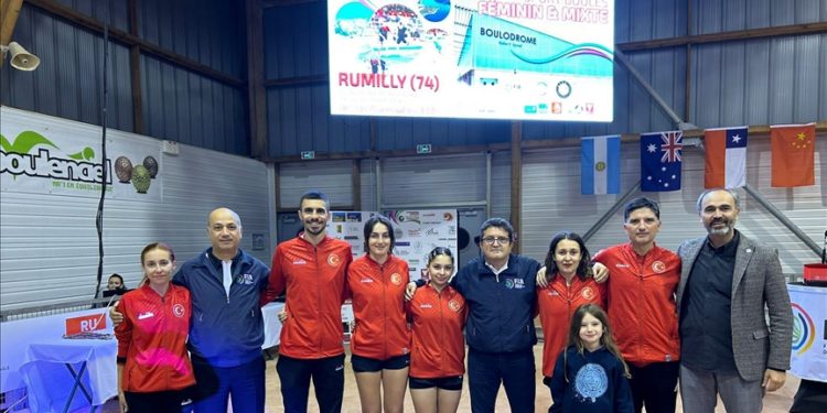 Milli sporcu İnci Ece Öztürk'ten Dünya Bocce Şampiyonası'nda altın madalya