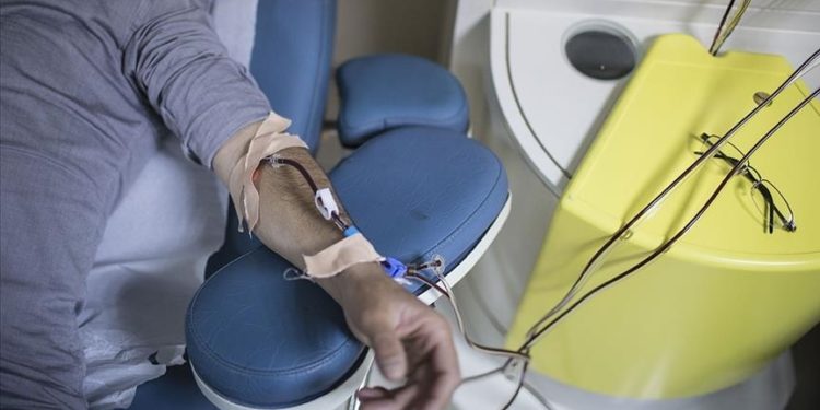 23 bin böbrek hastası nakil bekliyor