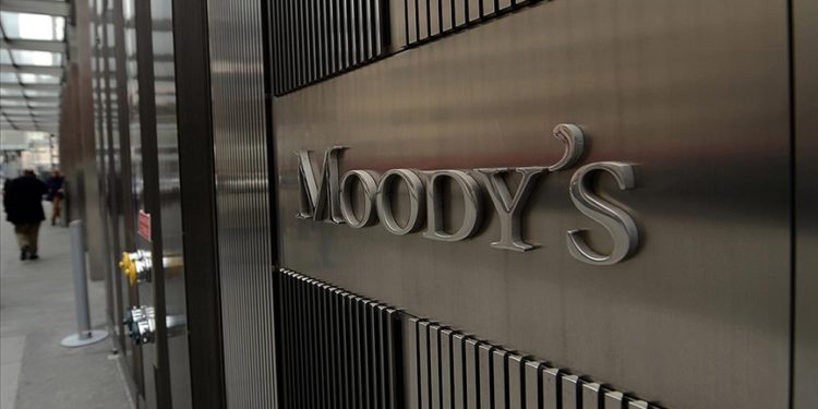 Moody’s küresel ekonomik büyümenin 2024’te yavaşlamasını bekliyor