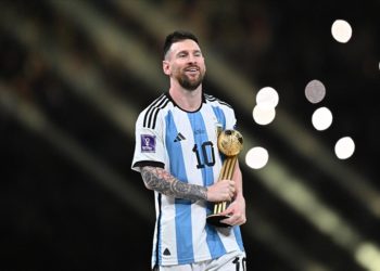 Messi'nin 2022 Dünya Kupası'nda giydiği formalar, müzayedeye çıkacak