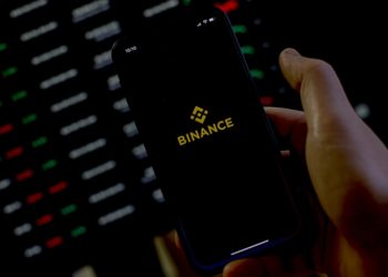 Binance, ruble bazlı işlemlerini sonlandırıyor