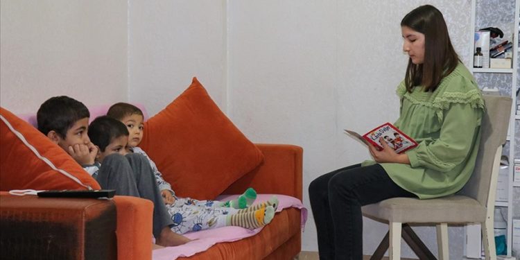 İki kardeş abladan alınan ilikle iyileşti, şimdi sıra en küçük kardeşte