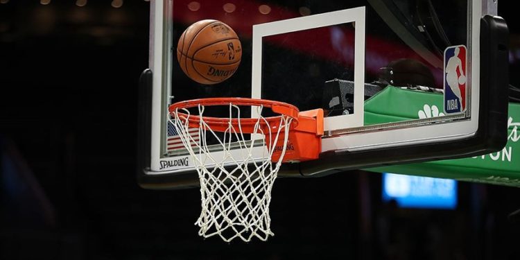 NBA'de 76ers, Thunder'ın 6 maçlık galibiyet serisine son verdi