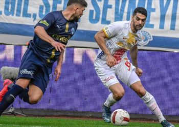 Kayserispor, deplasmanda Kasımpaşa'yı yendi