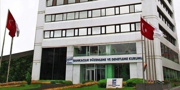 BDDK, vatandaşları kendisini kurum personeli olarak tanıtan dolandırıcılara karşı uyardı