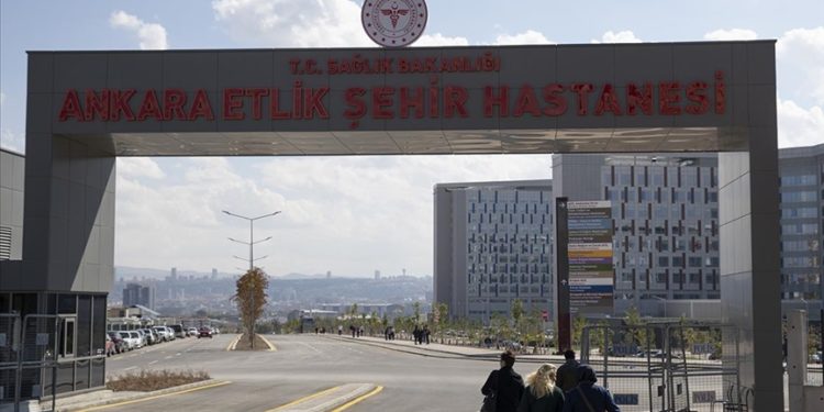 Etlik Şehir Hastanesine "Anne Dostu Hastane" ünvanı