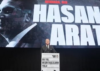 Beşiktaş’ta başkan adayı Hasan Arat projelerini tanıttı