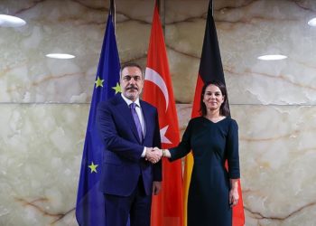 Dışişleri Bakanı Fidan, Berlin'de Alman ve Ukraynalı mevkidaşlarıyla görüştü