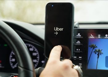 Uber ve Lyft, savcılık kararıyla sürücülere 328 milyon dolar ödeyecek