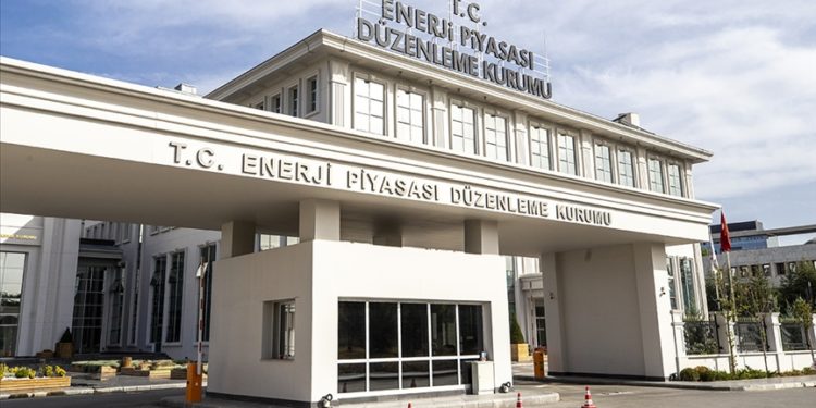 Elektrik Üretim AŞ'nin aktif elektrik enerji toptan satış tarifesi belirlendi