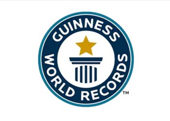 ABD'de 3 bıçakla jonglörlük yaparken ipte yürünen en uzun mesafe rekoru kırıldı