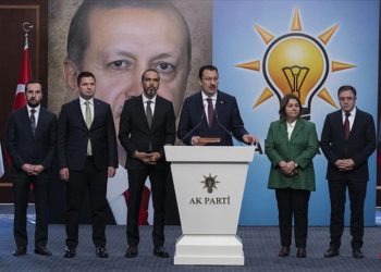 AK Parti’de belediye başkan adaylığı başvuru süreci başladı