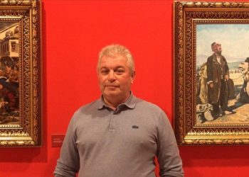 Rus ressam Alexander Samsonov, Atatürk sevgisini eserlerine yansıtıyor