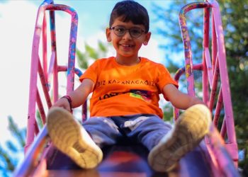 Eskişehir’de tedavi gören 7 yaşındaki Egemen lösemiden kurtuldu