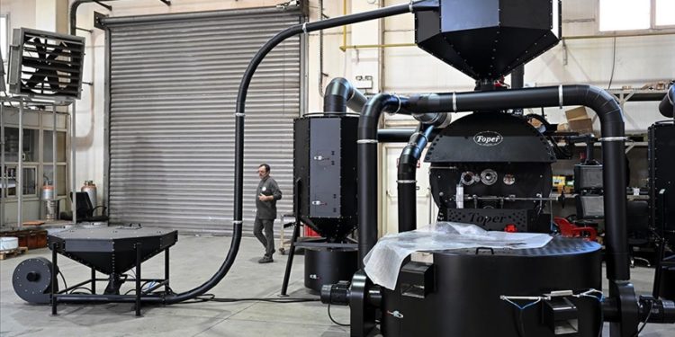 İzmir’de üretilen makineler 139 ülkede kahve kavuruyor