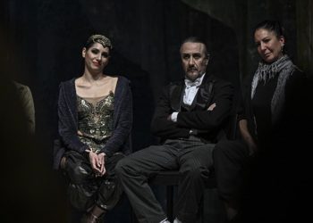 “Fındıkkıran”a bilet bulamayan öğrencilere ADOB’dan jest