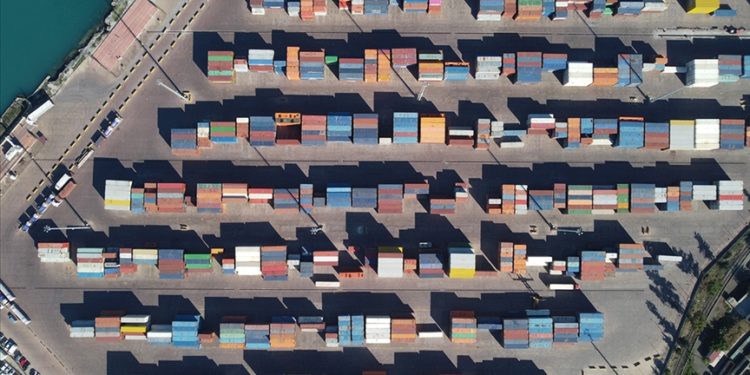 Kimya sektörü ekimde ihracatını yüzde 3,1 artırdı