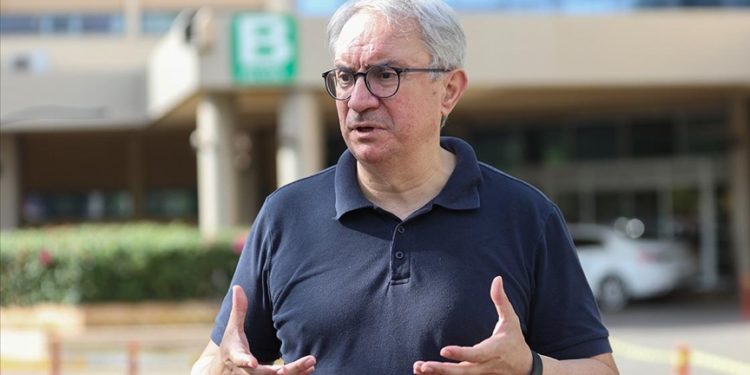 Akdeniz Üniversitesi Hastanesi çapraz organ nakilleriyle öne çıkıyor