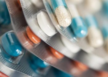 Avrupa gereksiz antibiyotik kullanımıyla mücadelede zorlanıyor