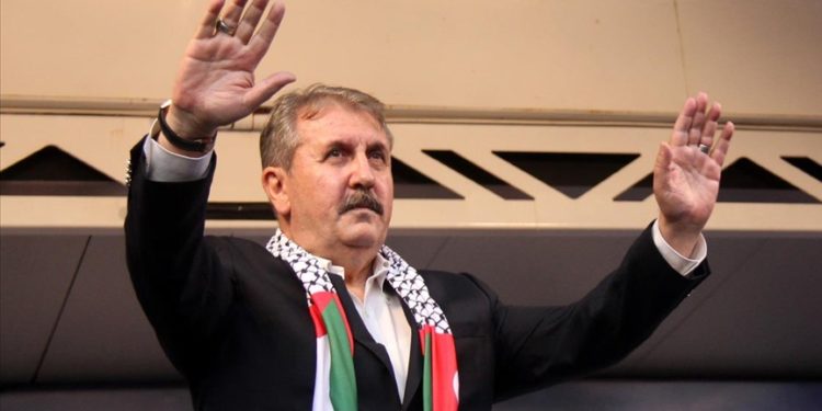 Gazze’de yakın tarihin en büyük insanlık suçlarından biri işleniyor.