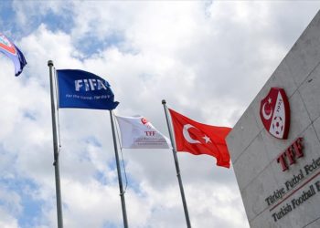 Süper Lig'den 4 kulüp PFDK'ye sevk edildi