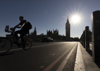Copernicus İklim Değişikliği Servisi, 2023'ün kaydedilen en sıcak yıl olabileceğini bildirdi