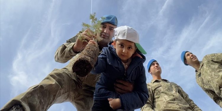 Bingöl'de "Türkiye Yüzyılı Mehmetçik Hatıra Ormanı" oluşturuldu