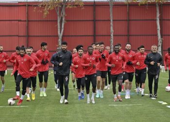 6 maçtır yenilmeyen Gençlerbirliği, devre arasına 5’te 5 yaparak girme peşinde