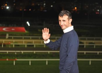 Jokey Gökhan Kocakaya kariyerini ABD'de sürdürecek