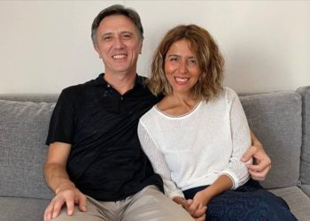 Koruyucu aile denedikleri altıncı tüp bebek yöntemiyle çocuk sahibi oldu