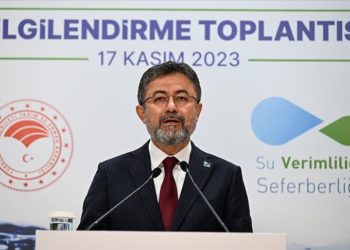 Bakan Yumaklı’dan belediye, çiftçi, sanayici ve vatandaşlara “suyu verimli kullanma” çağrısı