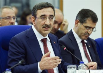 Bütçemizde deprem için 1 trilyon 28 milyar lira para ayırdık