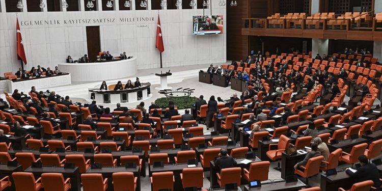 Aile ve Gençlik Fonu kanun teklifi TBMM Genel Kurulunda kabul edildi