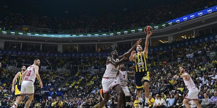 Fenerbahçe Beko THY Avrupa Ligi'nde 5. galibiyetini aldı