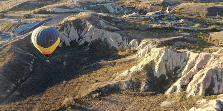 Kapadokya'daki balon turlarına "rüzgar molası"