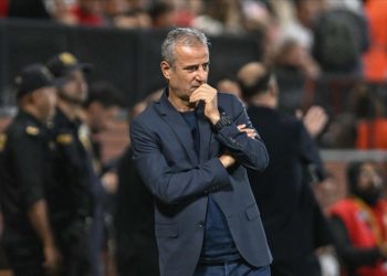 Fenerbahçe Teknik Direktörü İsmail Kartal, PFDK'ye sevk edildi