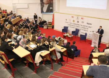 “Ege’nin Girişimci Kadınları Yarışması”nın ödül töreni Kütahya’da yapıldı