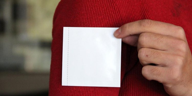 “Nikotin bandını sol göğsünüze değil, sağ omzunuza yapıştırın” önerisi