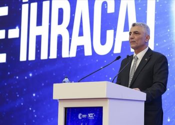 Türkiye e-İhracat Platformu’nu yakında hizmete alıyoruz