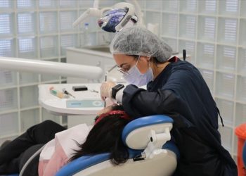 “Aile Diş Hekimliği” uygulaması 2024’te 20 ile yaygınlaştırılacak