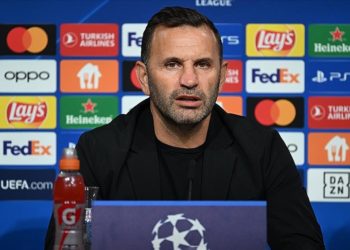 Galatasaray Teknik Direktörü Okan Buruk: Gruptan çıkmak istiyoruz